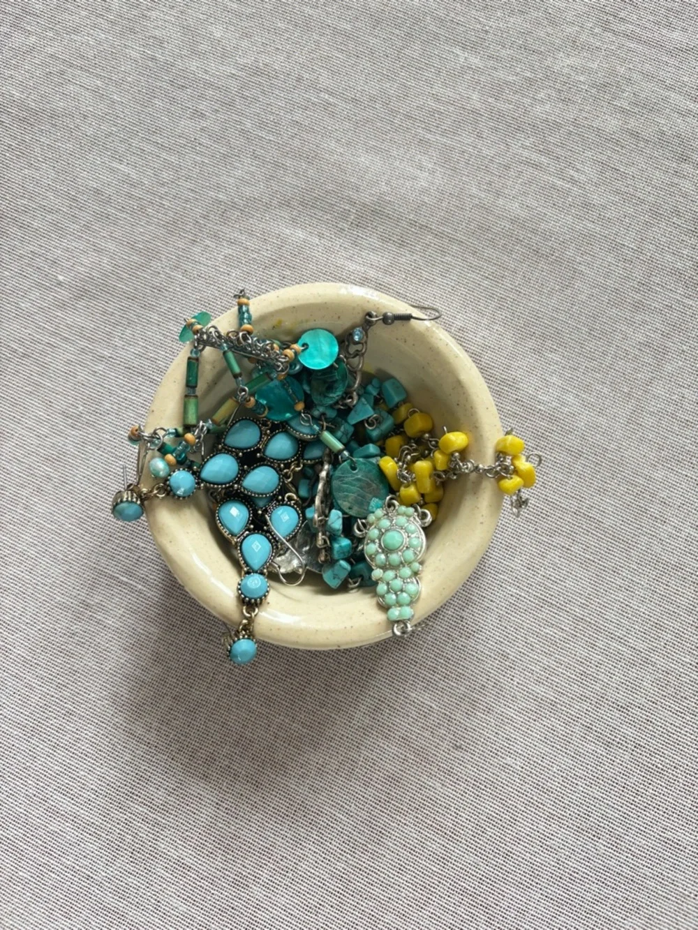 Mystery jewelry bundle of vintage Y2K colorful earrings.
